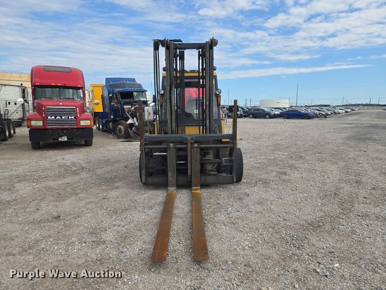 image for item YA3841 Caterpillar DP70 forklift