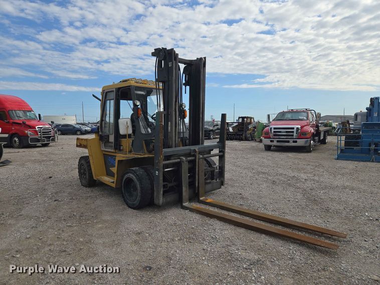 image for item YA3841 Caterpillar DP70 forklift