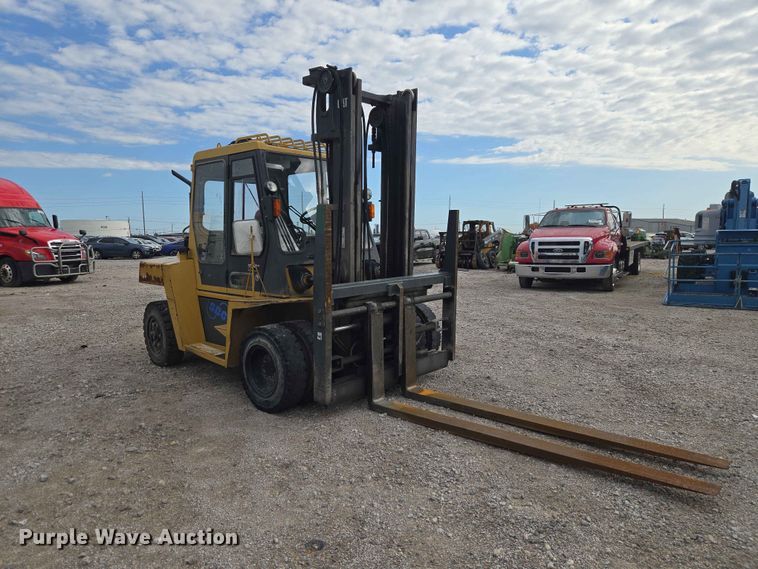 image for item YA3841 Caterpillar DP70 forklift