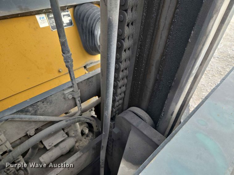 image for item YA3841 Caterpillar DP70 forklift
