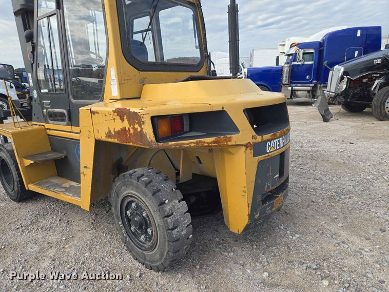 image for item YA3841 Caterpillar DP70 forklift