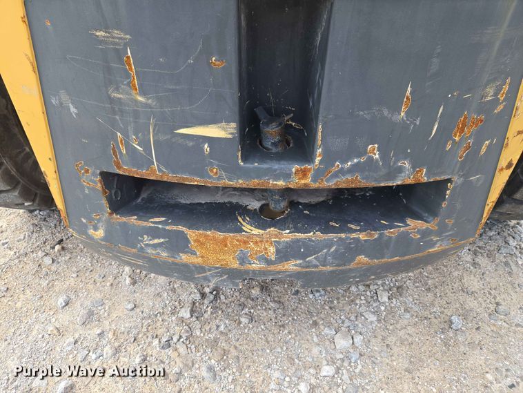 image for item YA3841 Caterpillar DP70 forklift
