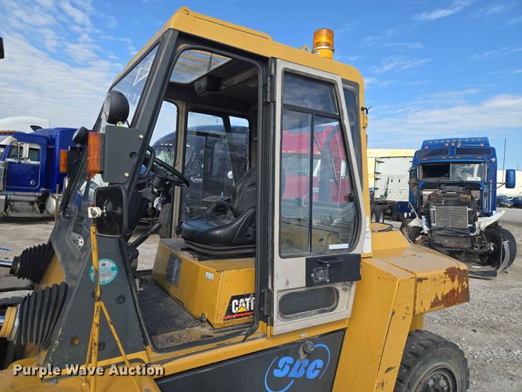 image for item YA3841 Caterpillar DP70 forklift