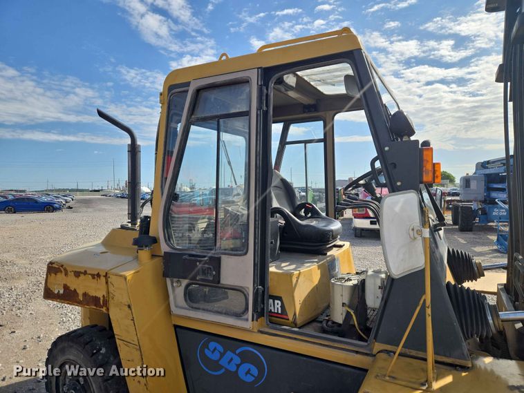 image for item YA3841 Caterpillar DP70 forklift