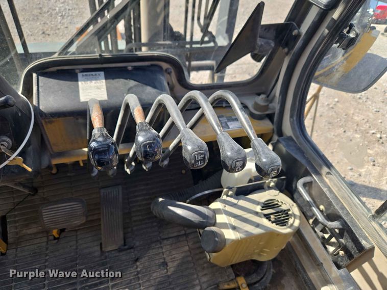 image for item YA3841 Caterpillar DP70 forklift