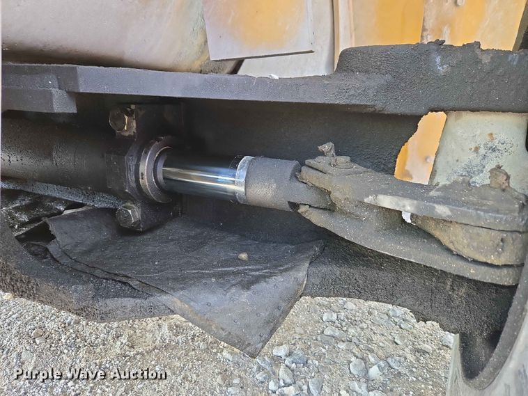 image for item YA3841 Caterpillar DP70 forklift