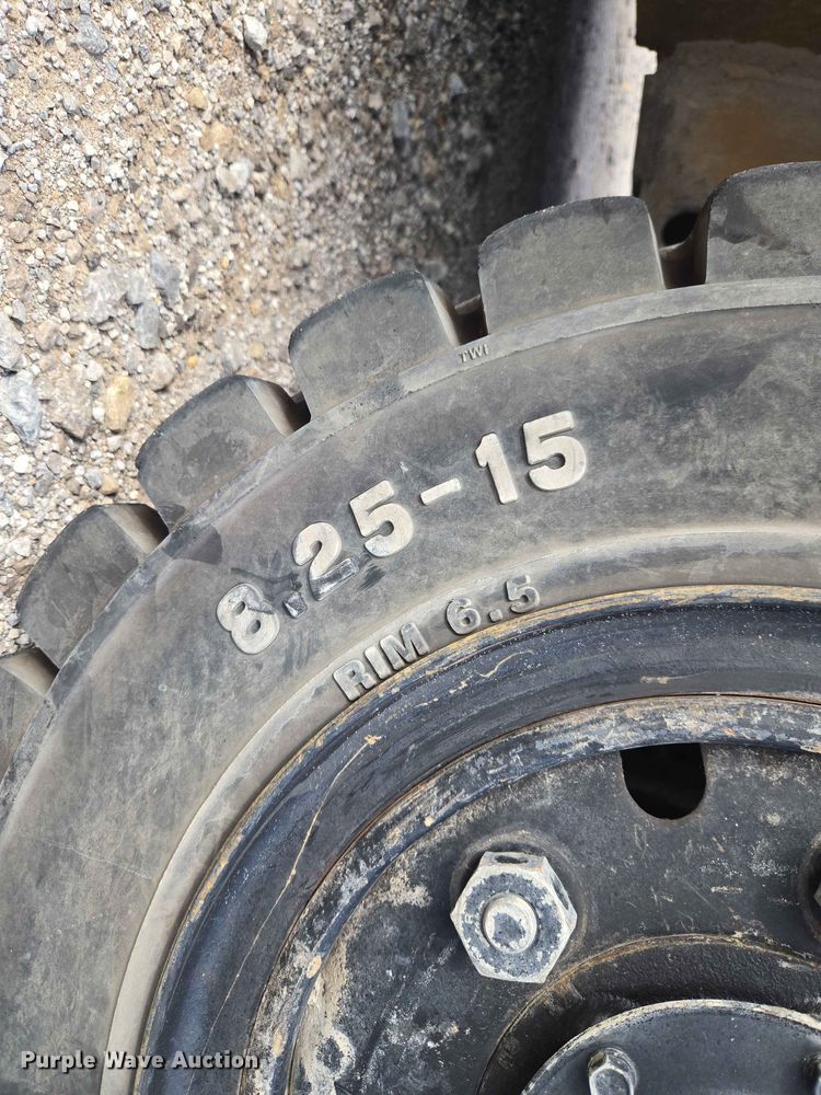 image for item YA3841 Caterpillar DP70 forklift