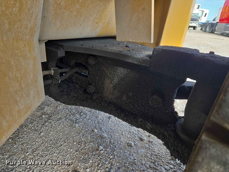 image for item YA3841 Caterpillar DP70 forklift