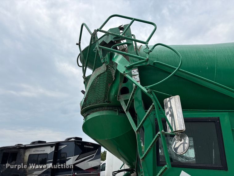 image for item YA3849 2020 Terex Advance FD4000 ready mix truck