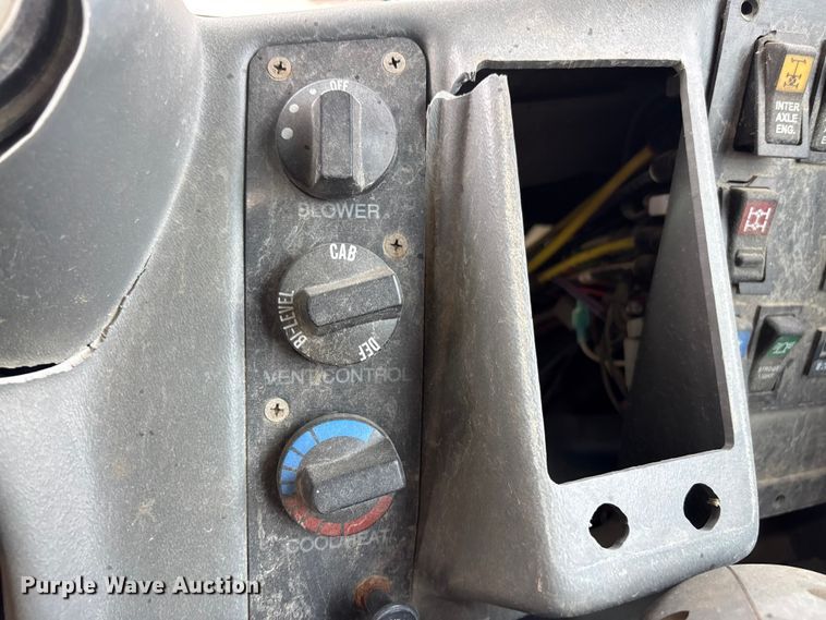 image for item YA3849 2020 Terex Advance FD4000 ready mix truck