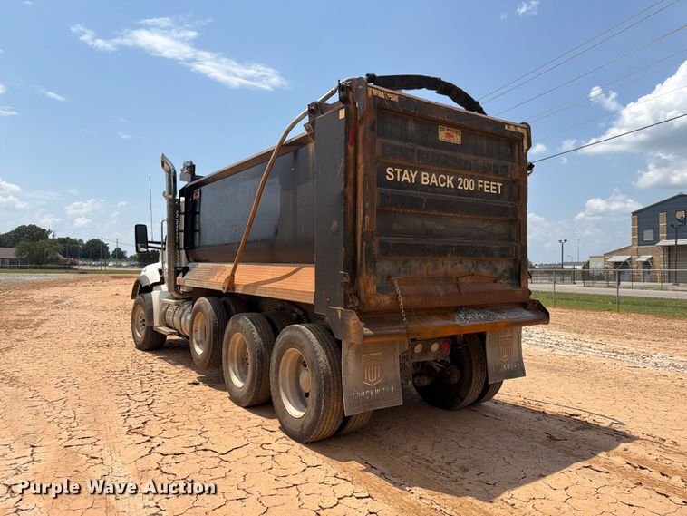 image for item YA3890 2019 Kenworth T880 dump truck