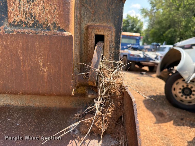 image for item YA3890 2019 Kenworth T880 dump truck