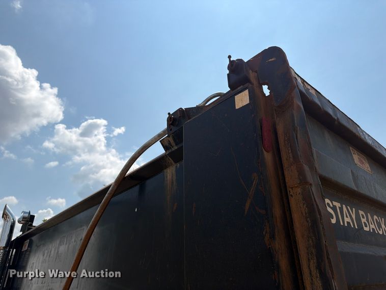 image for item YA3890 2019 Kenworth T880 dump truck