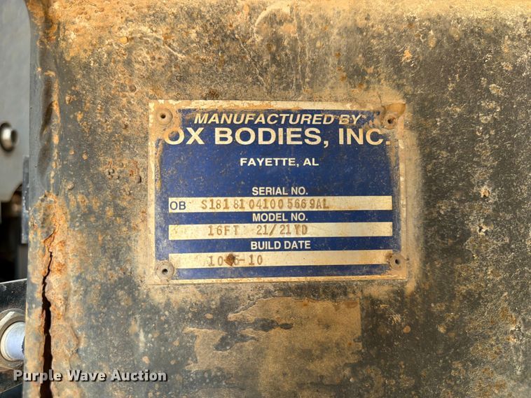 image for item YA3890 2019 Kenworth T880 dump truck