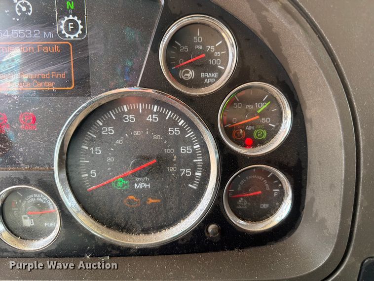 image for item YA3890 2019 Kenworth T880 dump truck