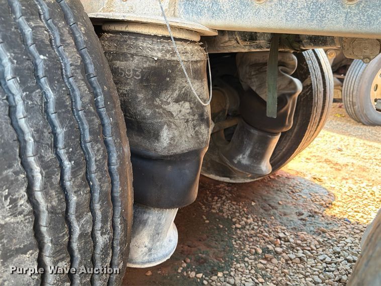 image for item YA3890 2019 Kenworth T880 dump truck
