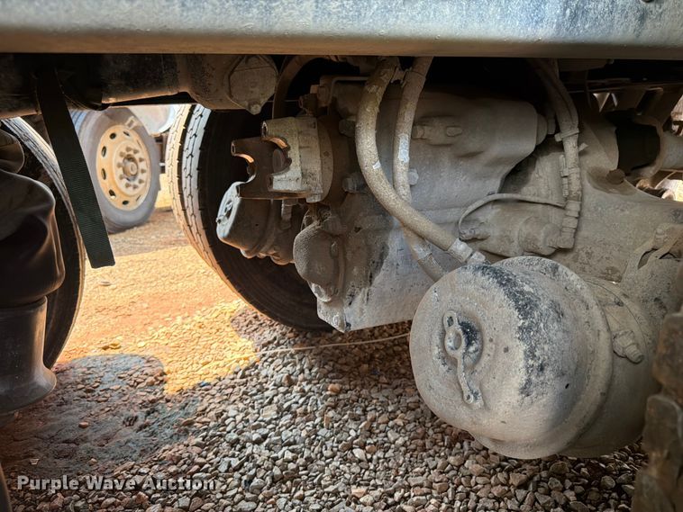 image for item YA3890 2019 Kenworth T880 dump truck