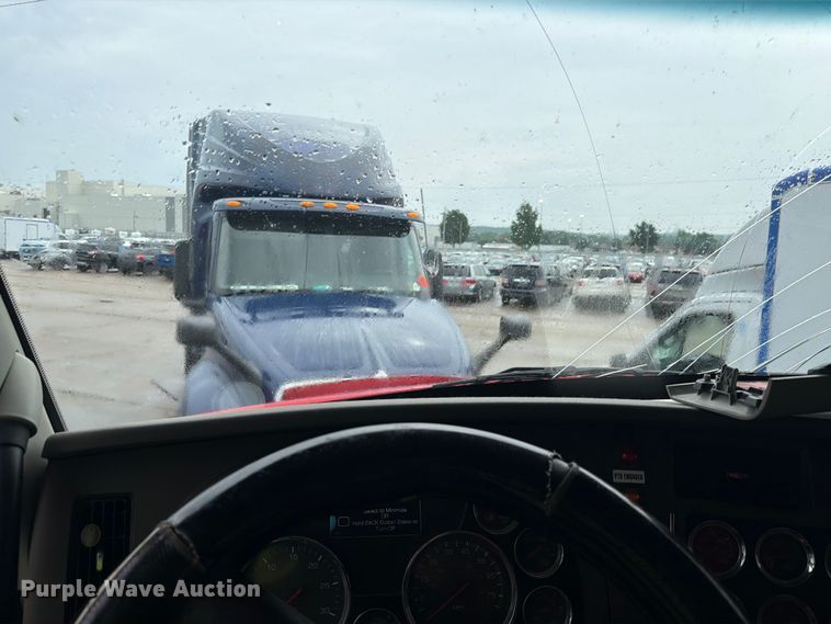 image for item YA3935 2018 Kenworth T880 dump truck