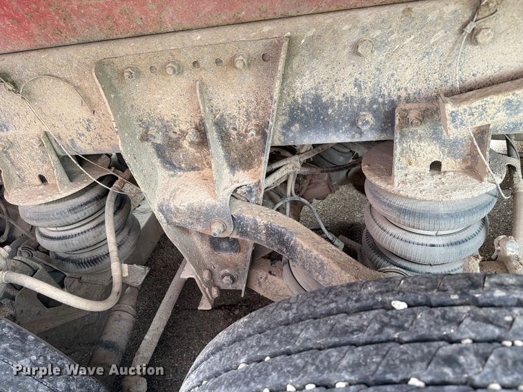 image for item YA3935 2018 Kenworth T880 dump truck