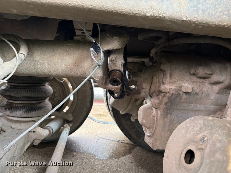 image for item YA3935 2018 Kenworth T880 dump truck