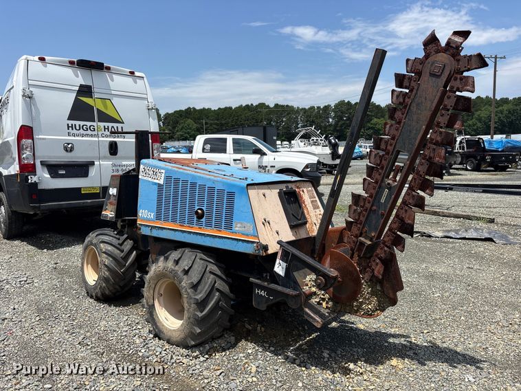 image for item YA3955 2005 Ditch Witch 410SX trencher