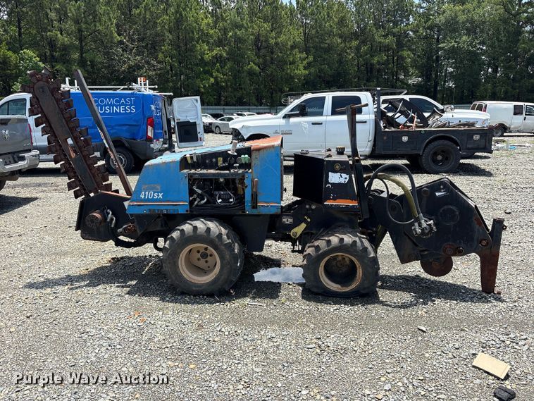 image for item YA3955 2005 Ditch Witch 410SX trencher