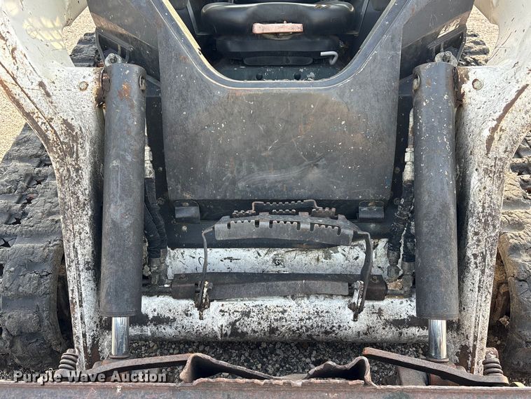image for item YA4050 2021 Bobcat T76 tracked skid steer loader
