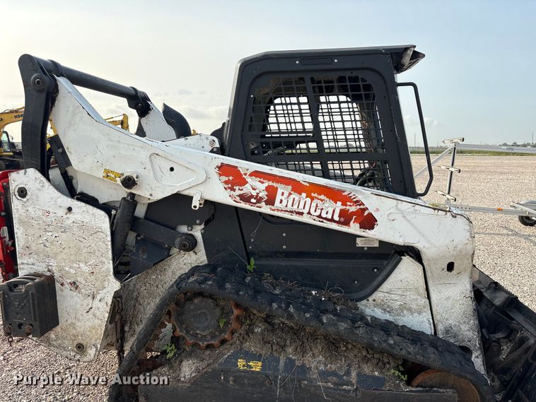 image for item YA4050 2021 Bobcat T76 tracked skid steer loader