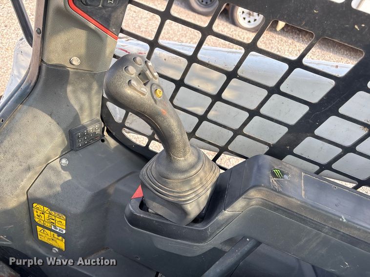 image for item YA4050 2021 Bobcat T76 tracked skid steer loader