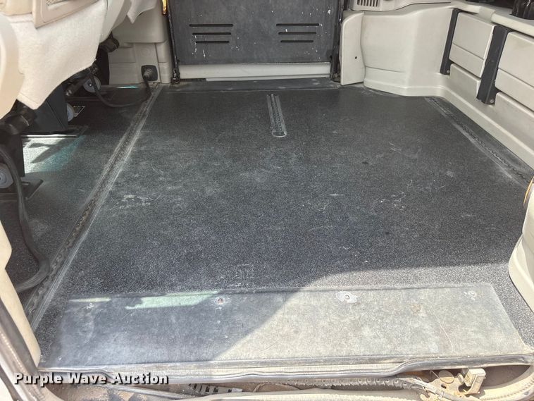 image for item DO5248 2015 Dodge Grand Caravan van