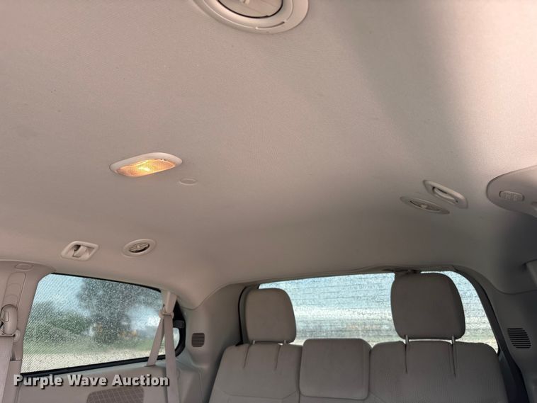 image for item DO5248 2015 Dodge Grand Caravan van