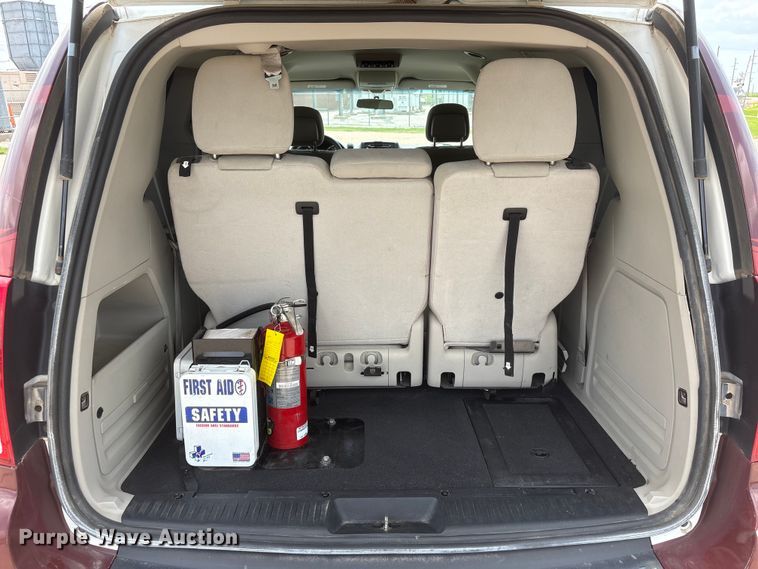 image for item DO5248 2015 Dodge Grand Caravan van