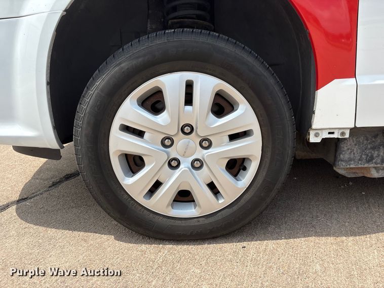 image for item DO5248 2015 Dodge Grand Caravan van