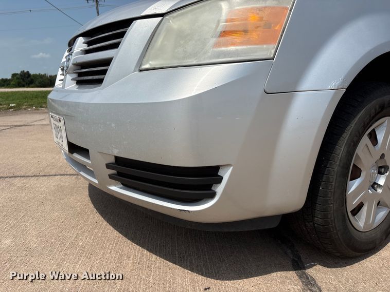 image for item DO5249 2009 Dodge Grand Caravan van