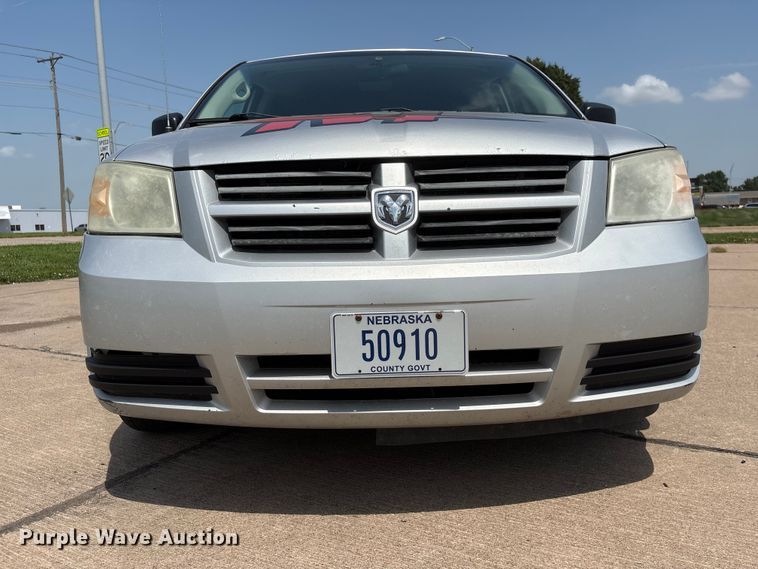 image for item DO5249 2009 Dodge Grand Caravan van