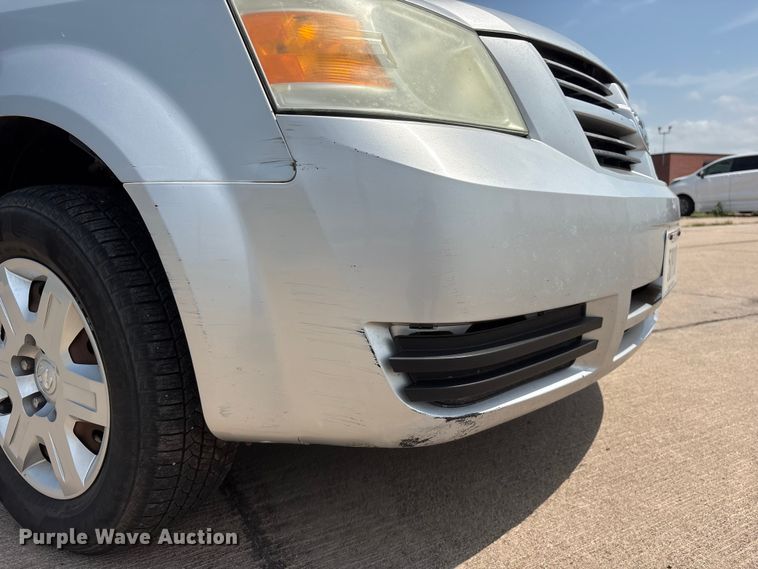image for item DO5249 2009 Dodge Grand Caravan van