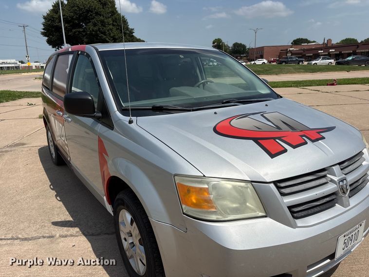 image for item DO5249 2009 Dodge Grand Caravan van