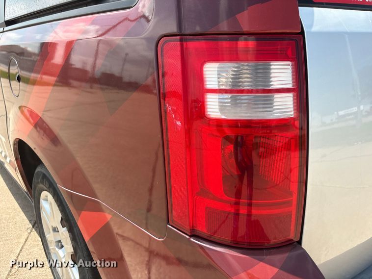 image for item DO5249 2009 Dodge Grand Caravan van
