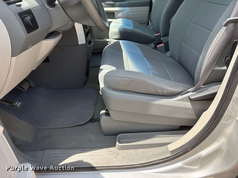 image for item DO5249 2009 Dodge Grand Caravan van