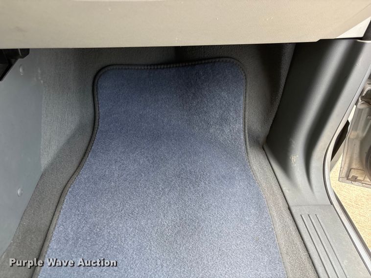 image for item DO5249 2009 Dodge Grand Caravan van