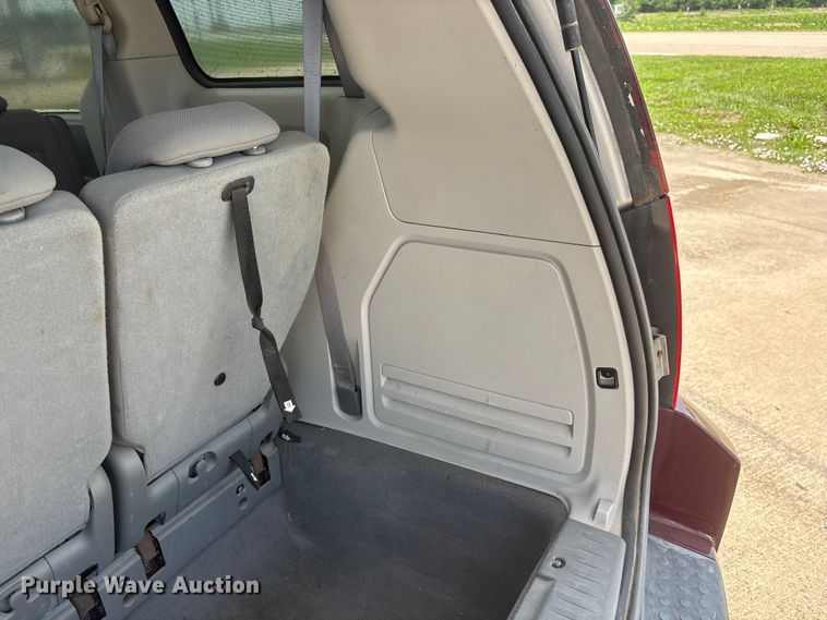 image for item DO5249 2009 Dodge Grand Caravan van