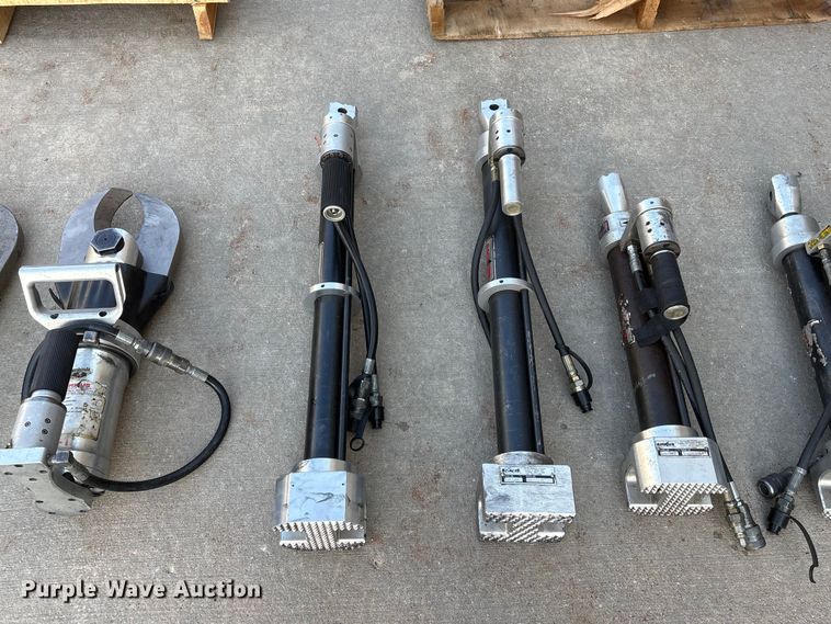 image for item DO5267 Amkus rescue equipment