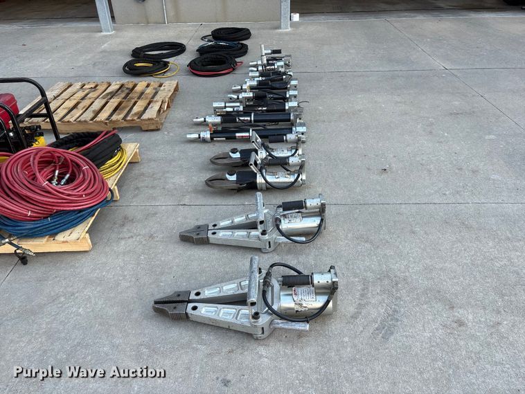 image for item DO5267 Amkus rescue equipment
