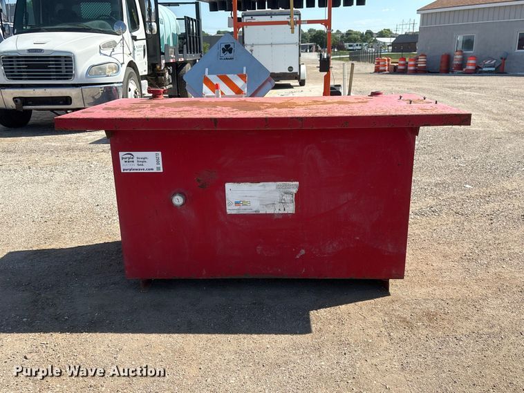 image for item DO5272 Waste oil tank