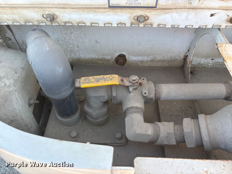 image for item DO5273 2019 Global M4HSD street sweeper truck