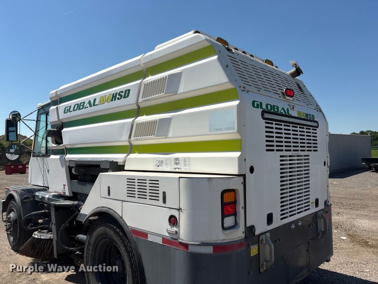 image for item DO5273 2019 Global M4HSD street sweeper truck
