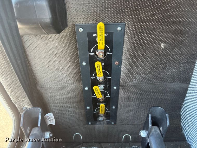 image for item DO5273 2019 Global M4HSD street sweeper truck