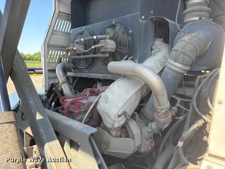 image for item DO5273 2019 Global M4HSD street sweeper truck
