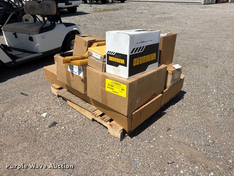 image for item DO5273 2019 Global M4HSD street sweeper truck