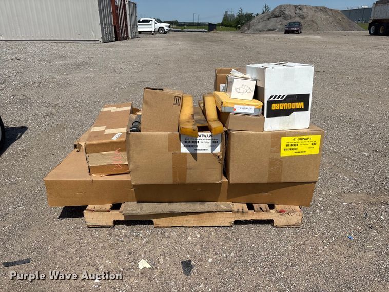 image for item DO5273 2019 Global M4HSD street sweeper truck